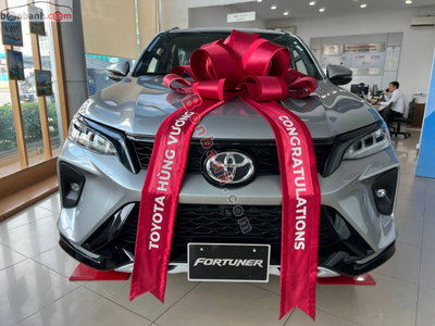 Xe Toyota Fortuner Legender 2.7L 4x2 AT 2026