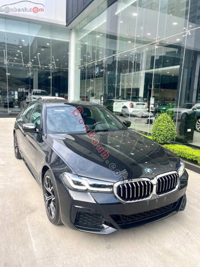 Xe BMW 5 Series 520i M Sport 2024