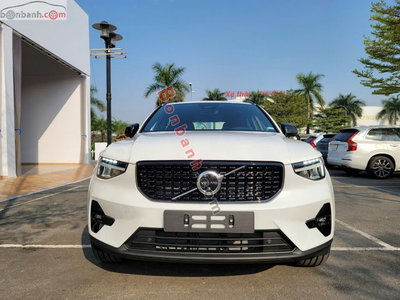 Xe Volvo XC40 Ultra B5 AWD 2025