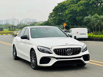 Mercedes C300 AMG 2017 Trắng 80000 km