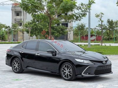 Xe Toyota Camry 2.5Q 2022