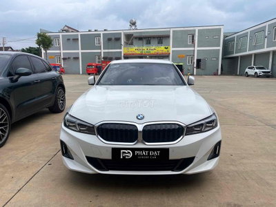 BMW 320i SportLine LCI 2025 Bao Bank 90%