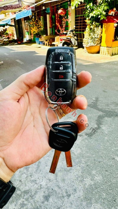 Xe Toyota Hilux 2.8L 4x4 AT 2020