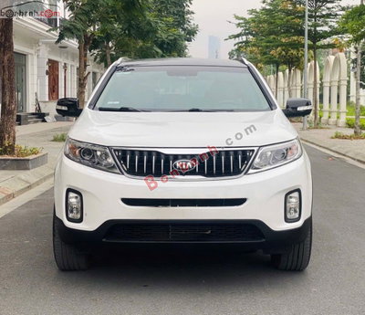 Xe Kia Sorento 2.4 GAT Deluxe 2019