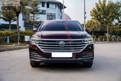 Xe Volkswagen Viloran Luxury 2024