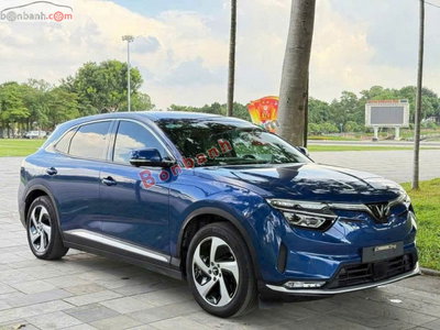 Xe VinFast VF8 Eco AWD 2023