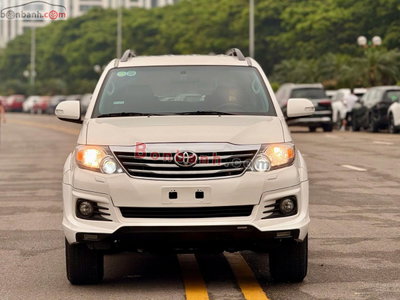 Xe Toyota Fortuner TRD Sportivo 4x4 AT 2015