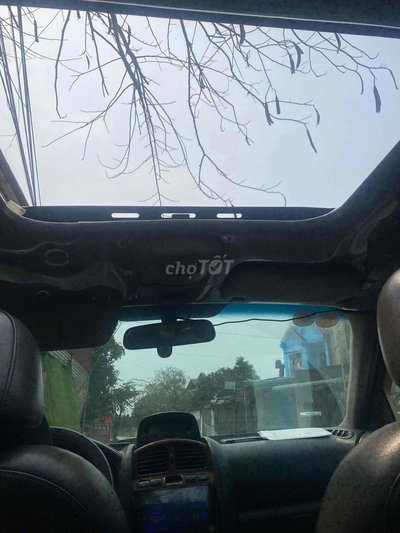 Hyundai Santa Fe Gold 7 chỗ Bạc