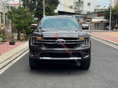 Xe Ford Everest Titanium 2.0L 4x2 AT 2025