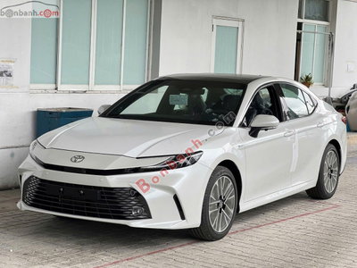 Xe Toyota Camry 2.5 HEV Mid 2026