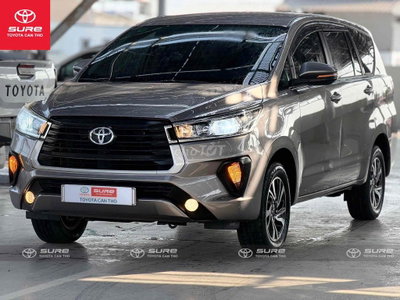 Toyota Innova E 2021 Đồng ánh kim