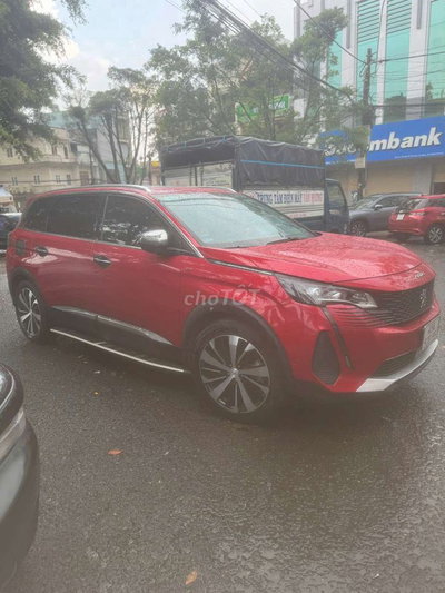 Peugeot 5008 Đỏ 7 chỗ