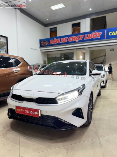 Xe Kia K3 Premium 1.6 AT 2023