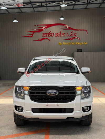 Xe Ford Ranger XLS 2.0L 4x2 AT 2022