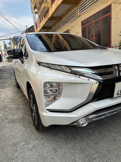 Mitsubishi Xpander 7 chỗ Trắng