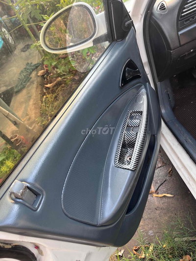 Daewoo Nubira 2002 Trắng