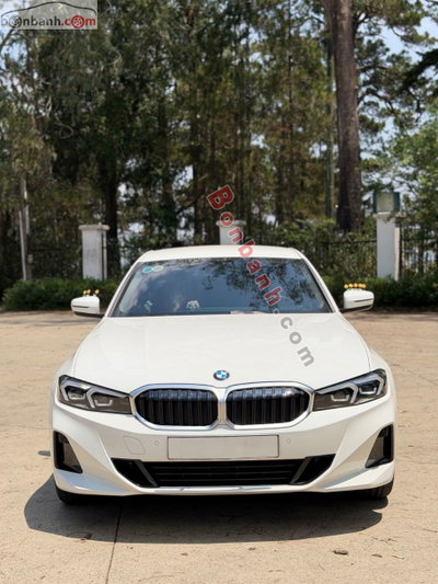 Xe BMW 3 Series 320i Sport Line 2024