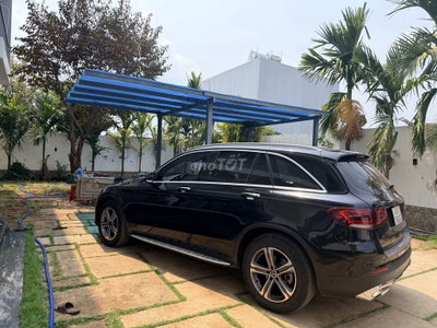 Mercedes-Benz GLC 200 Đen 16 vạn