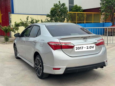 Toyota Corolla Altis 2017 2.0V Bạc