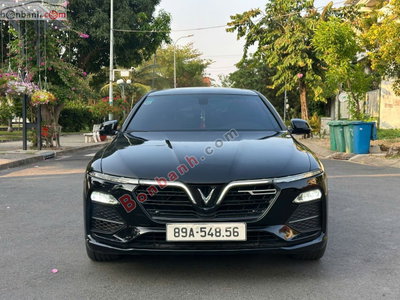 Xe VinFast Lux A 2.0 Premium 2.0 AT 2021
