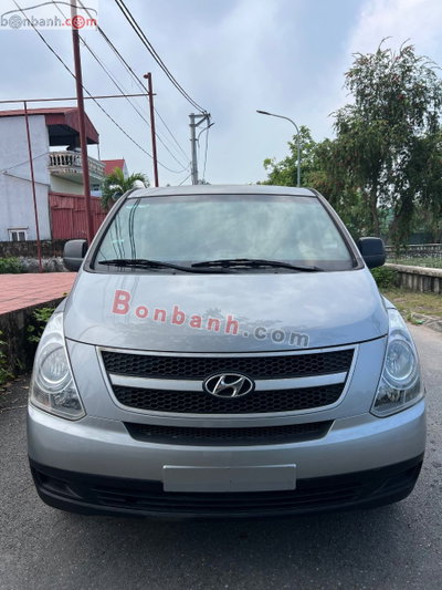 Xe Hyundai Grand Starex Van 2.4 MT 2015