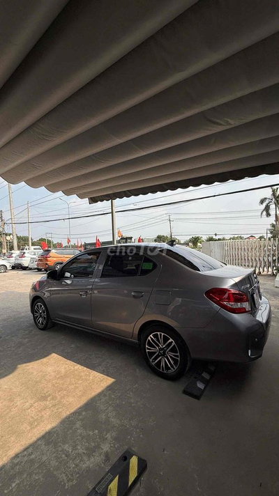 Mitsubishi Attrage MT Xám
