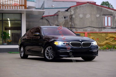 Xe BMW 5 Series 520i 2018
