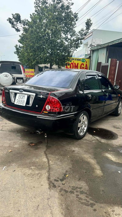 Ford Laser Đen Số sàn