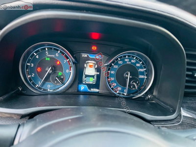 Xe Suzuki Ertiga Hybrid 1.5 AT 2022