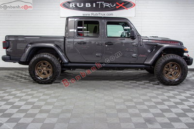 Xe Jeep Gladiator Rubicon 2022