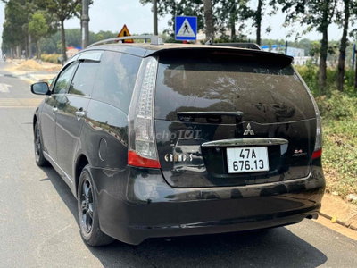 Mitsubishi Grandis 2005 Đen Tự động