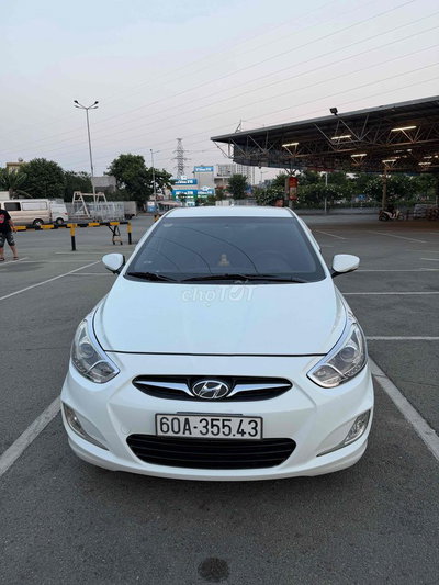 Hyundai Accent 2013 1.4MT Trắng
