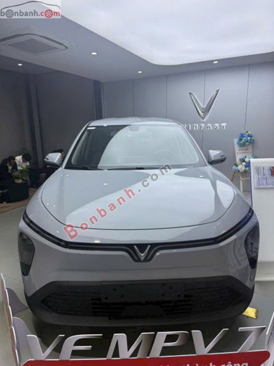 Xe VinFast VF MPV 7 AT 2026