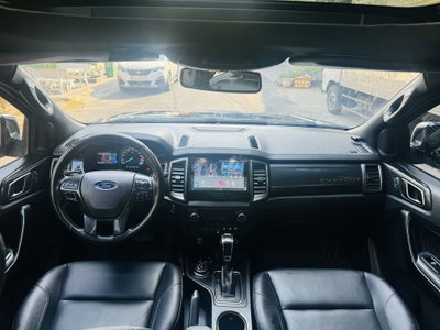 FORD EVEREST TITANIUM BITURBO 4x4 2 cầu Model 2021