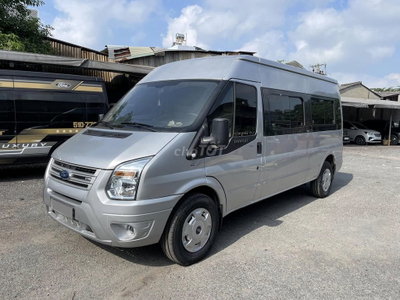 Ford Transit 2017 tải van 6 chổ 900kg rất cọp