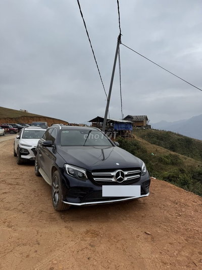Mercedes-Benz GLC300 2016 Đen
