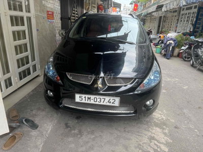 Mitsubishi Grandis 2009 Đen