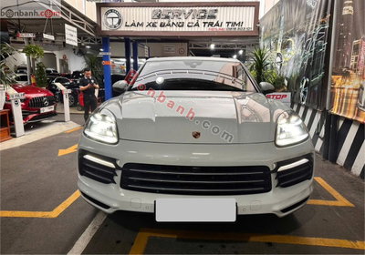 Xe Porsche Cayenne S 2019