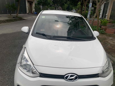 Hyundai Grand i10 màu Trắng