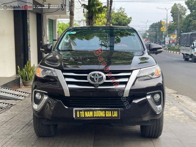 Xe Toyota Fortuner 2.4G 4x2 MT 2017