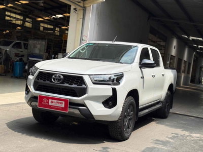 Hilux AT 2024 siêu lướt -xe gia đình(GIÁ CÒN GIẢM)