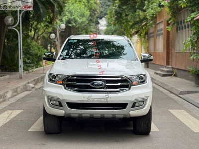 Xe Ford Everest Titanium 2.0L 4x2 AT 2019