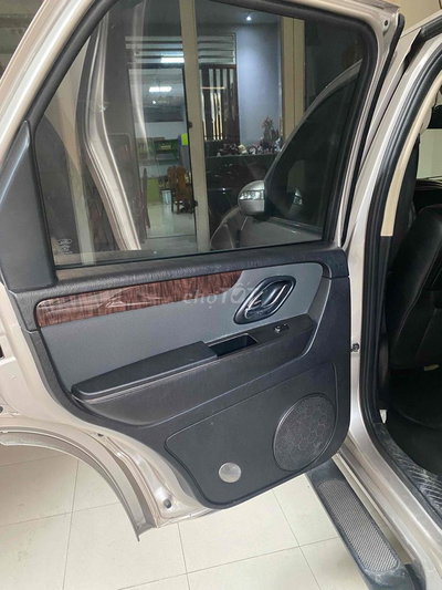 Ford Escape 2011 XLT 2.3L 4x4 AT - 100000 km