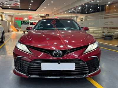 Xe Toyota Camry 2.0Q 2022