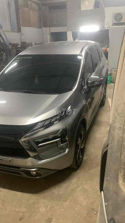 Mitsubishi Xpander 2024 Premium 1.5 AT - 60000 km