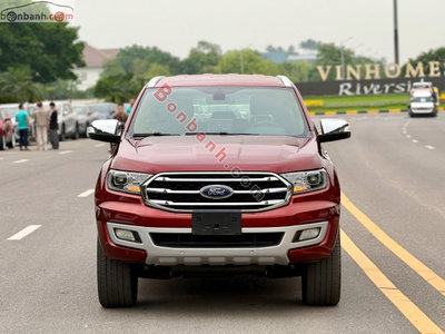 Xe Ford Everest Titanium 2.0L 4x2 AT 2020