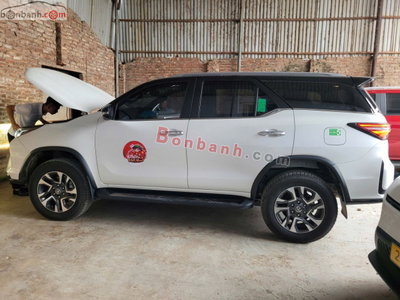 Xe Toyota Fortuner Legender 2.8L 4x4 AT 2024