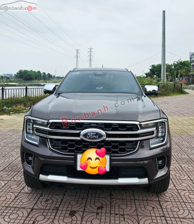 Xe Ford Everest Titanium 2.0L 4x2 AT 2022