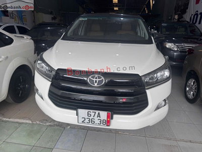 Xe Toyota Innova 2.0E 2018