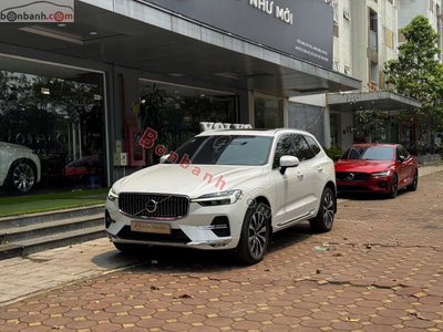 Xe Volvo XC60 Ultimate Bright B6 AWD 2023